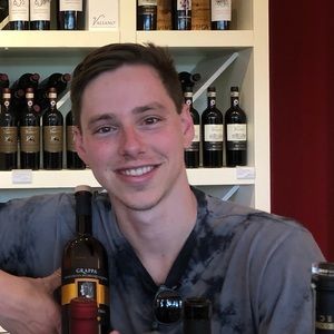 Meet your Posher, Troy